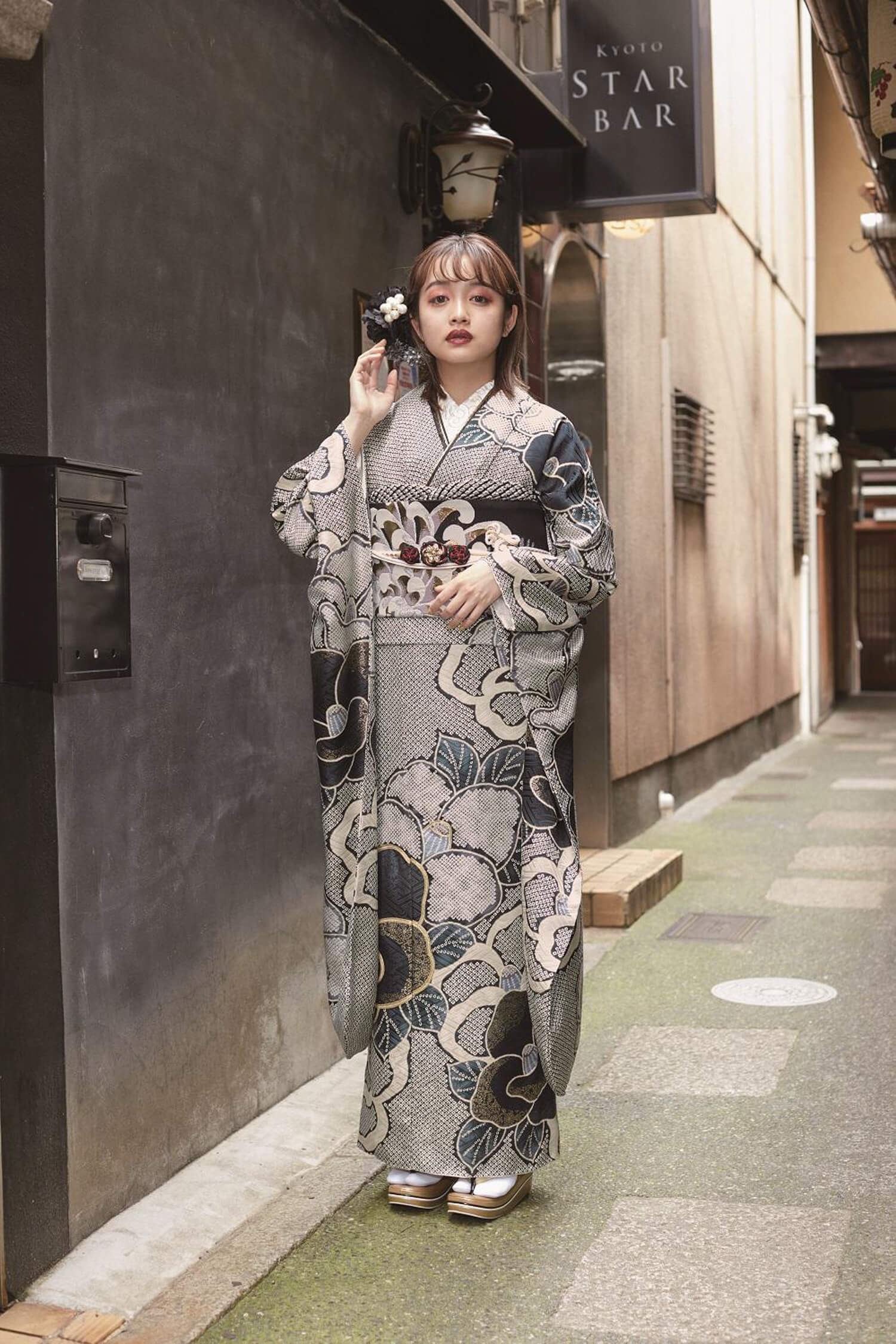 No.4 | 京都、大阪、兵庫の振袖・袴などの着物レンタル、購入。京むらさき